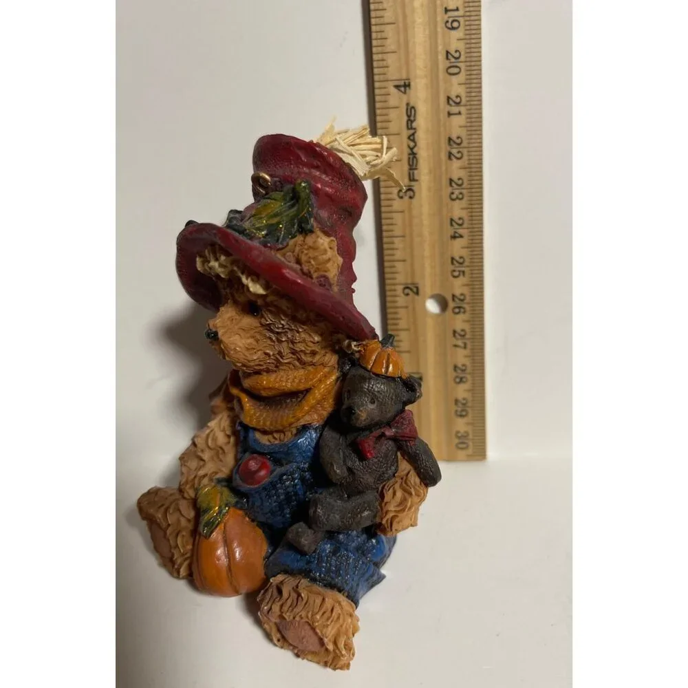 Resin Bear Pumpkin Figurine Fall Harvest Collectible Thanksgiving